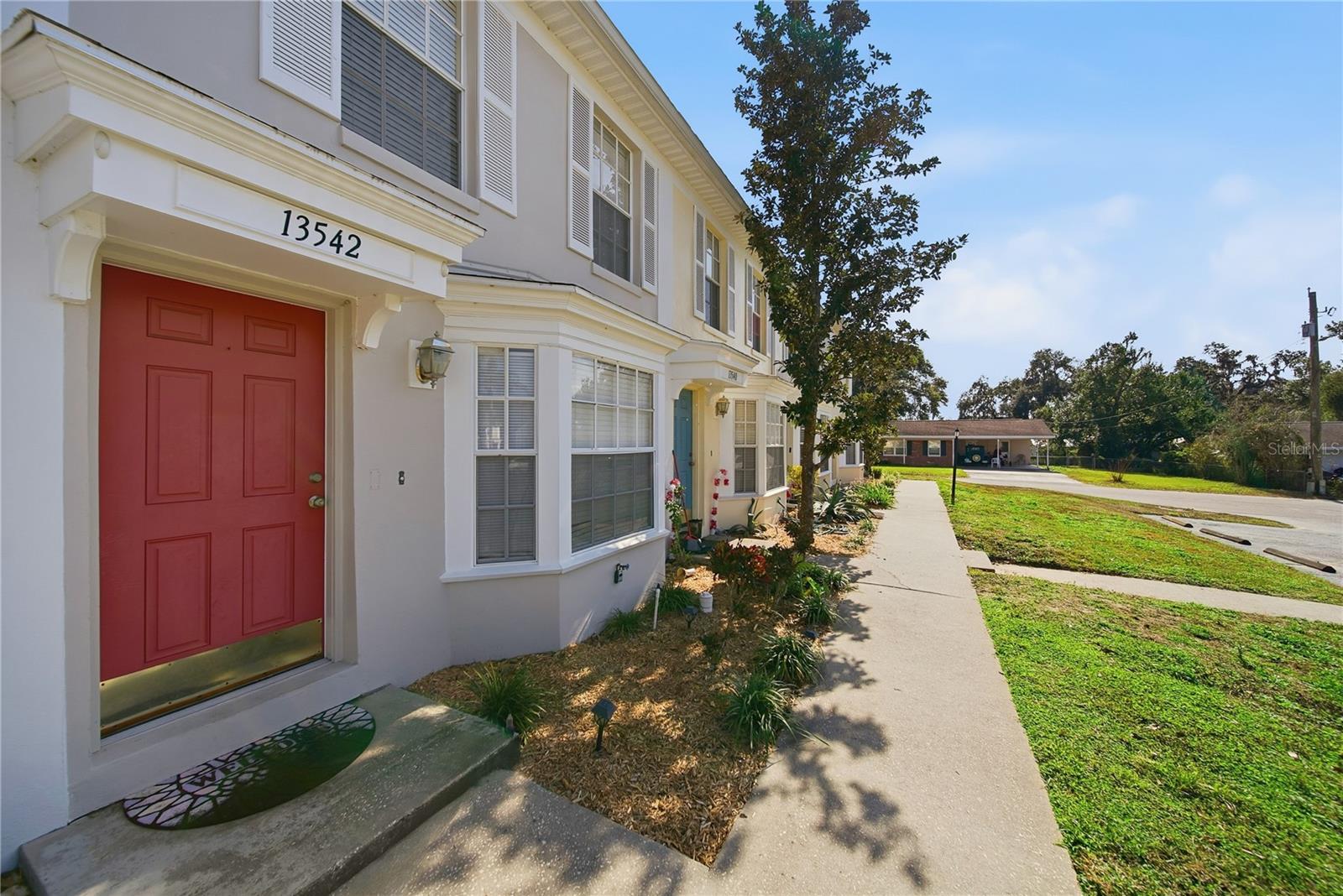 Image 2 of 20 For 13542 Embassy Park Court