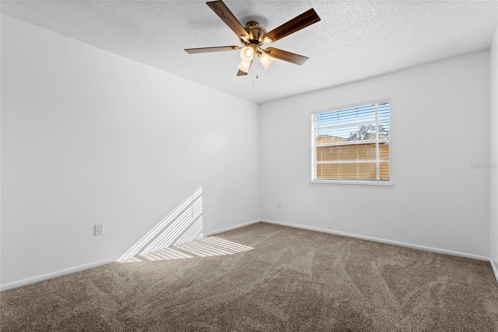 Image 10 of 21 For 7512 Gallineta Court 7512