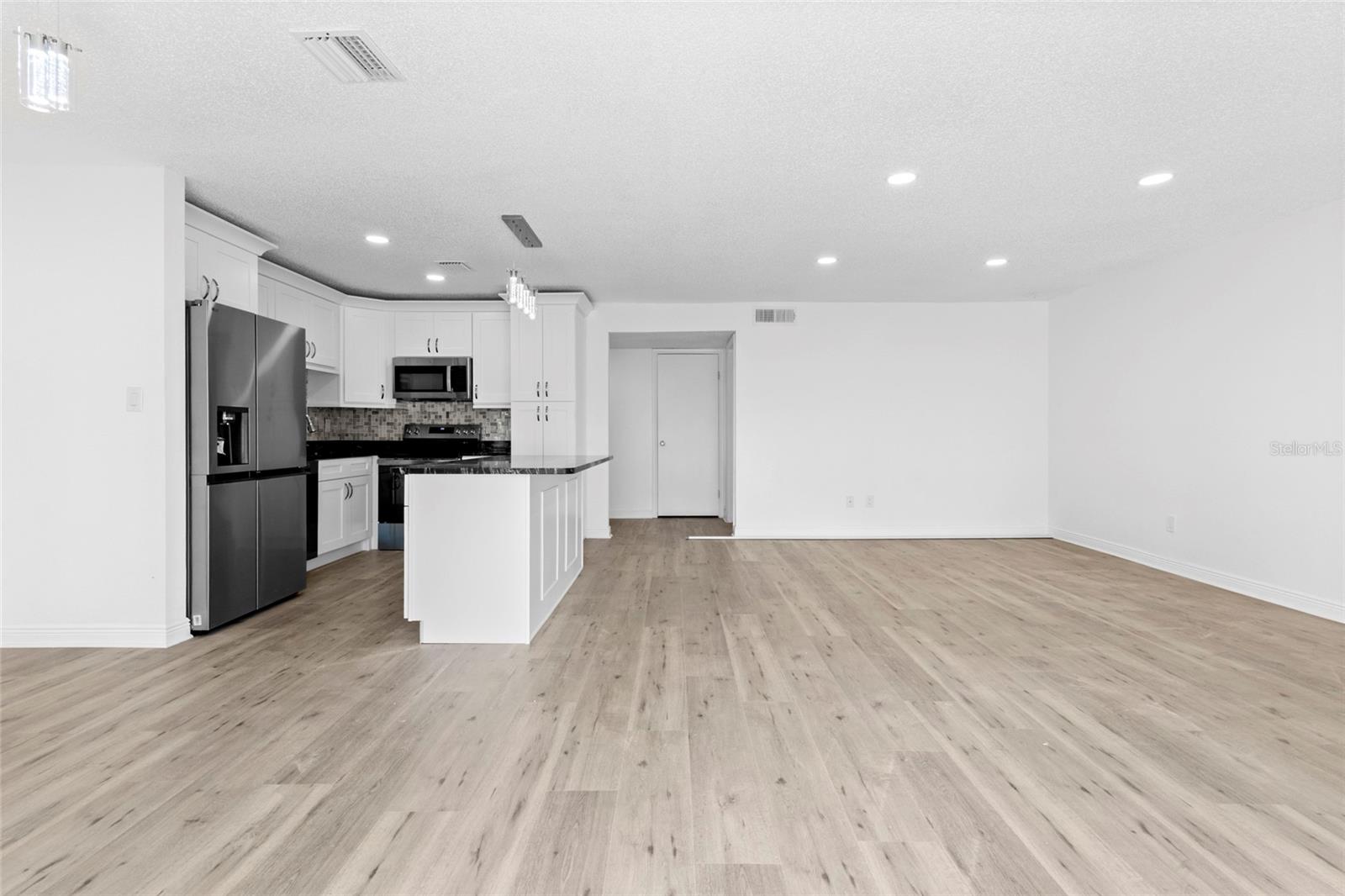 Image 19 of 21 For 7512 Gallineta Court 7512