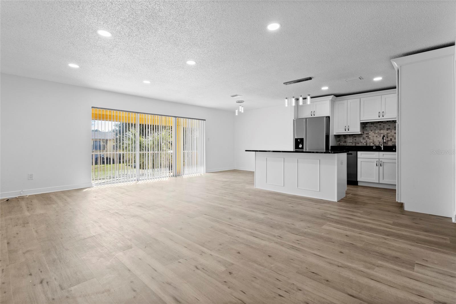 Image 4 of 21 For 7512 Gallineta Court 7512