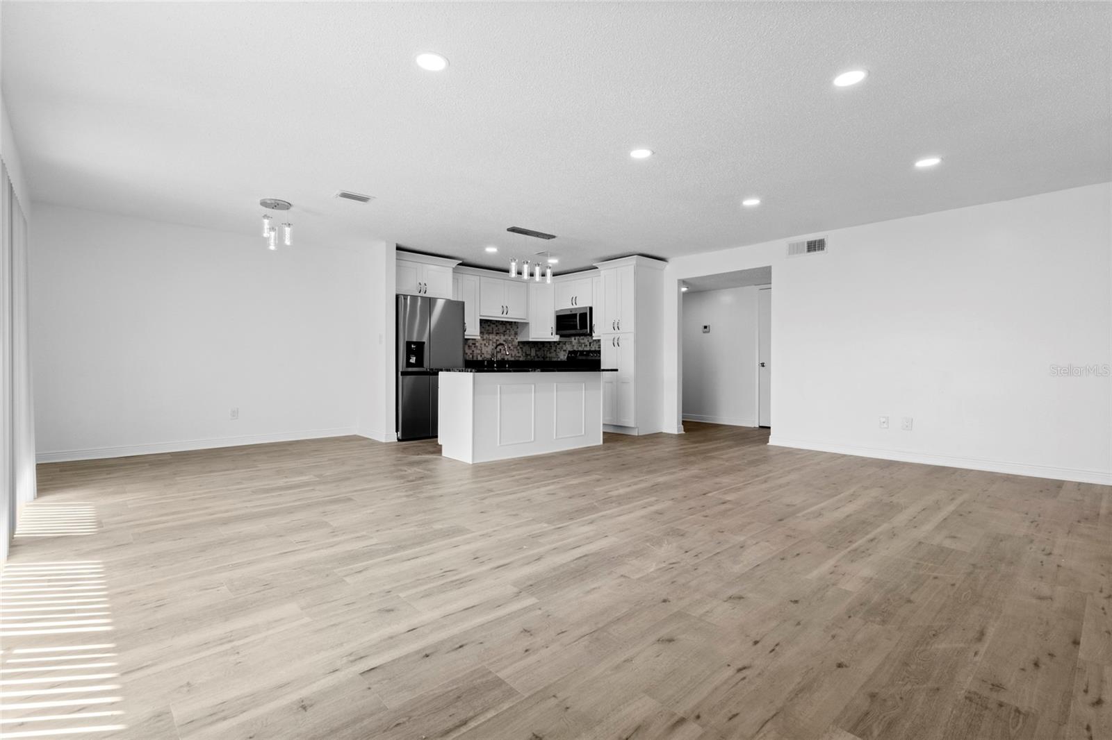 Image 5 of 21 For 7512 Gallineta Court 7512