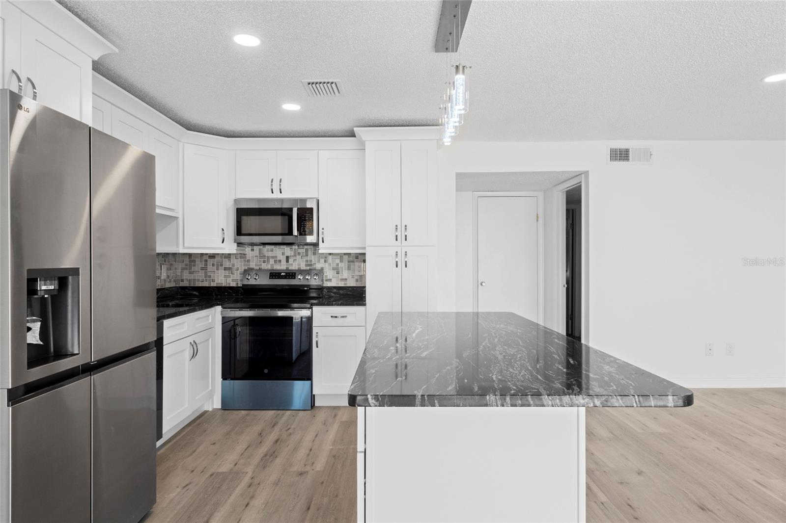 Image 9 of 21 For 7512 Gallineta Court 7512