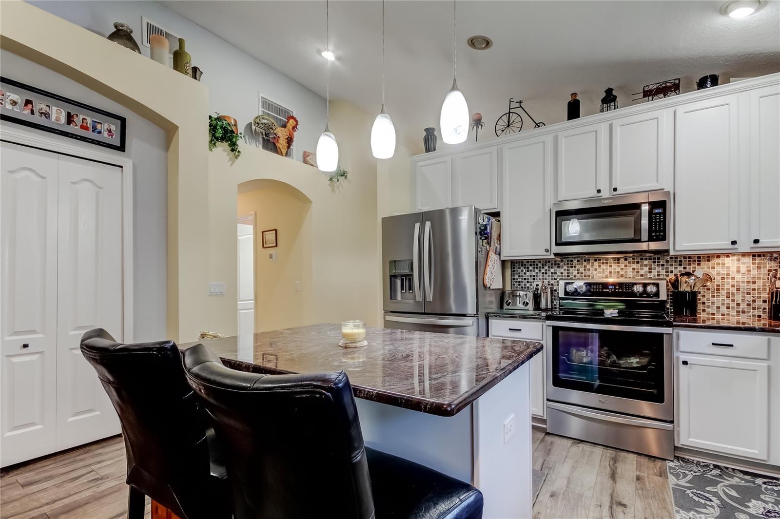 Image 12 of 63 For 11503 Heritage Point Drive