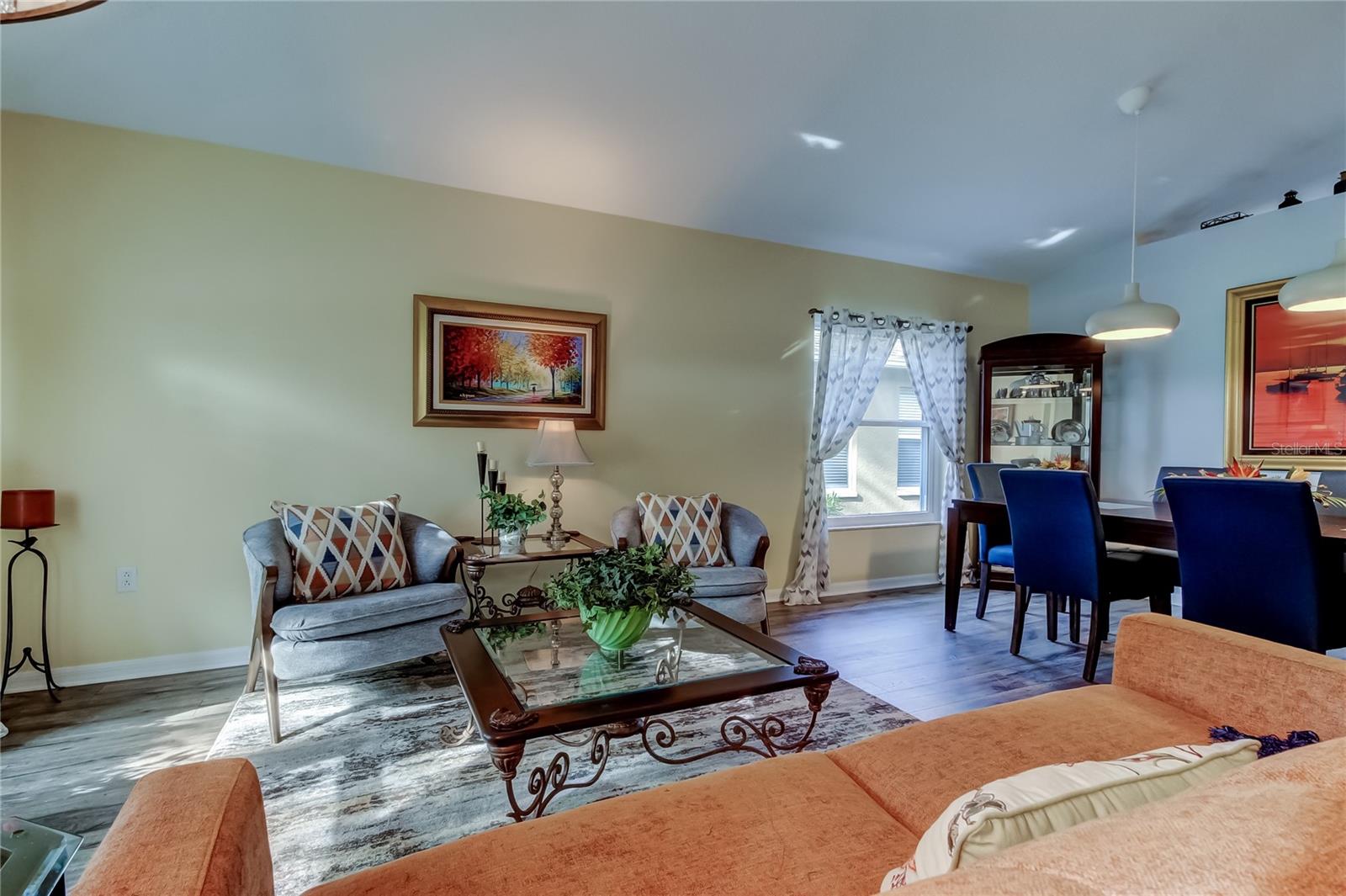 Image 23 of 63 For 11503 Heritage Point Drive