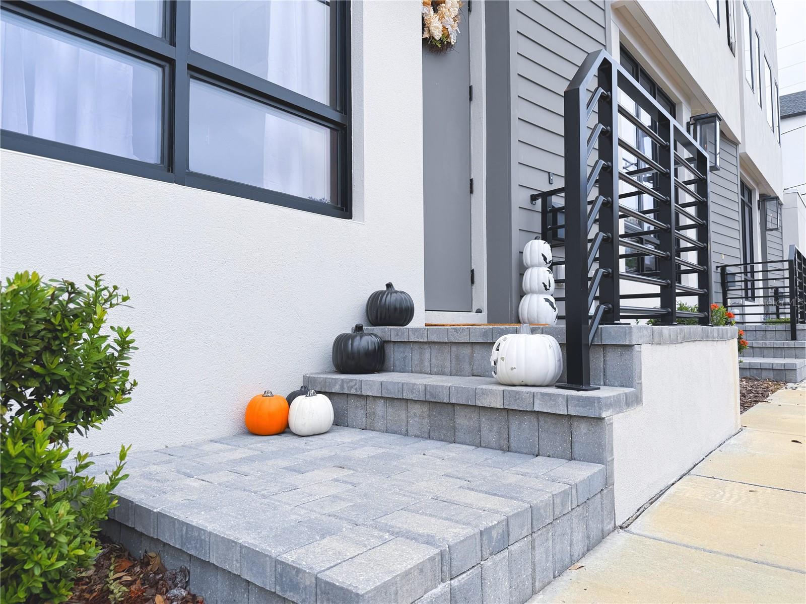 Image 2 of 33 For 233 8th Street N