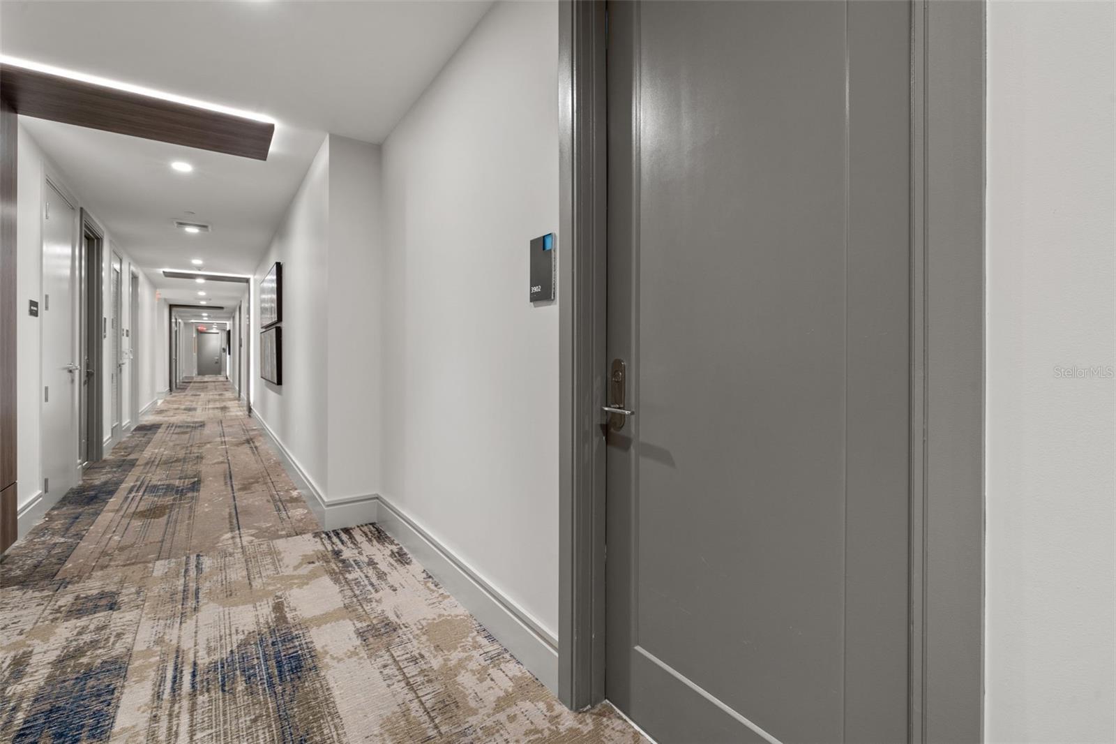 Image 3 of 55 For 100 1st Avenue N 3902