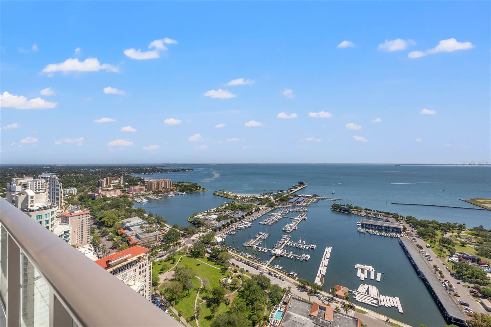 Image 32 of 55 For 100 1st Avenue N 3902