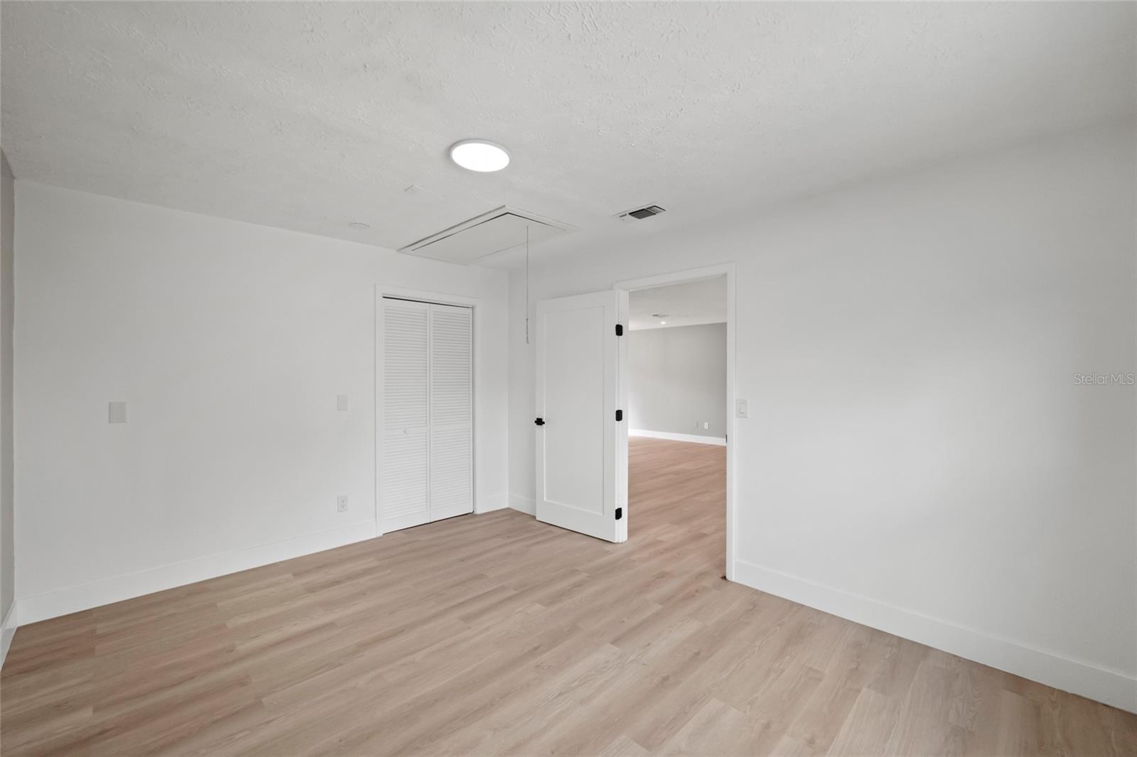 Image 12 of 39 For 3206 Las Brisas Drive