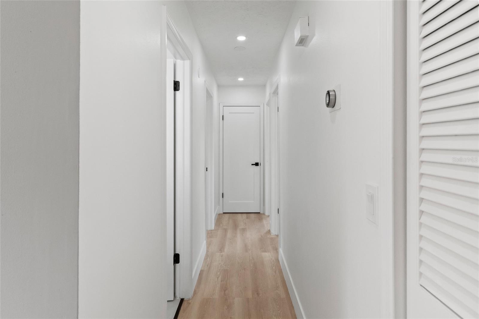 Image 14 of 39 For 3206 Las Brisas Drive