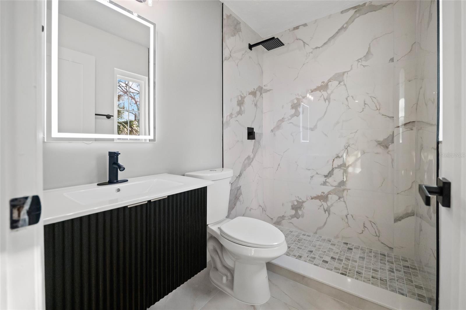 Image 18 of 39 For 3206 Las Brisas Drive