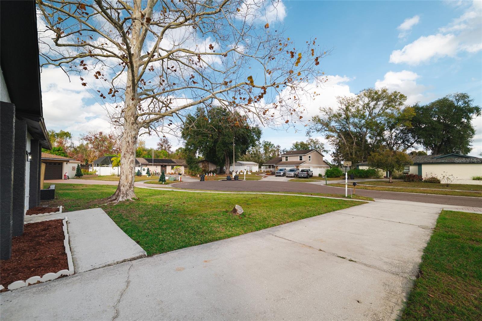 Image 32 of 39 For 3206 Las Brisas Drive