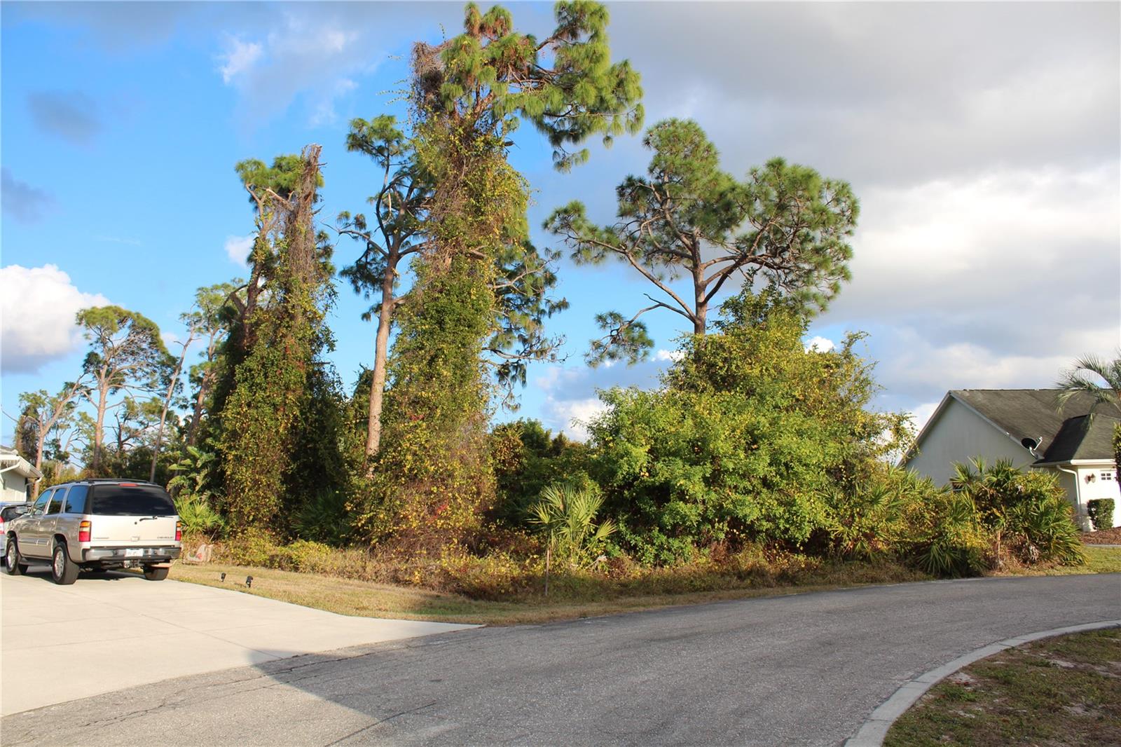 Image 8 of 10 For 2250 Stonegate Circle