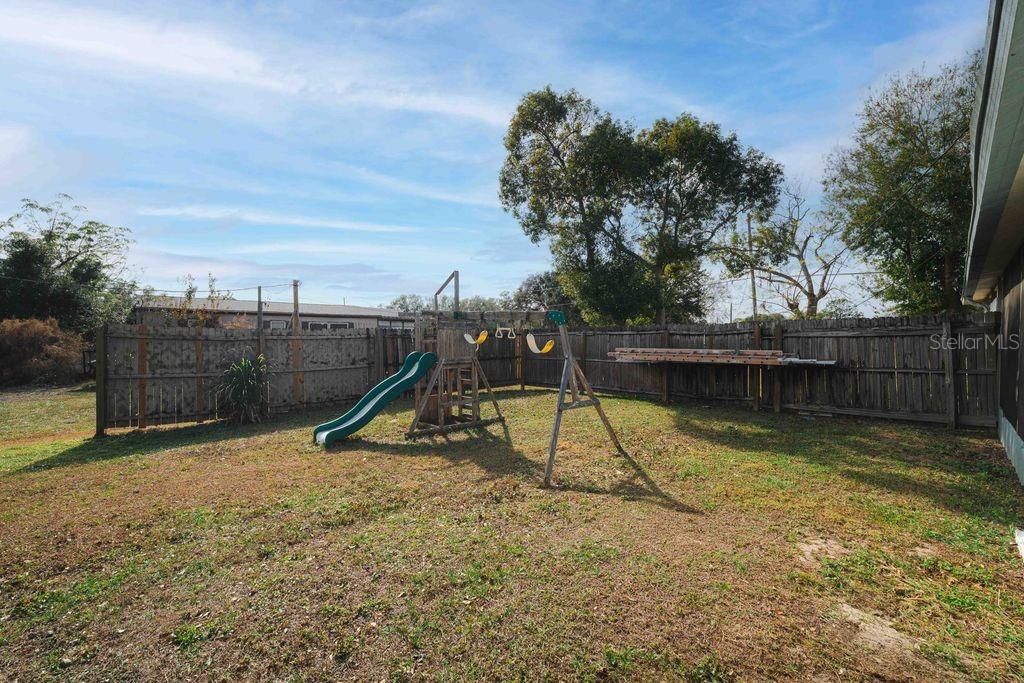 Image 4 of 30 For 3648 Fox Ridge Boulevard