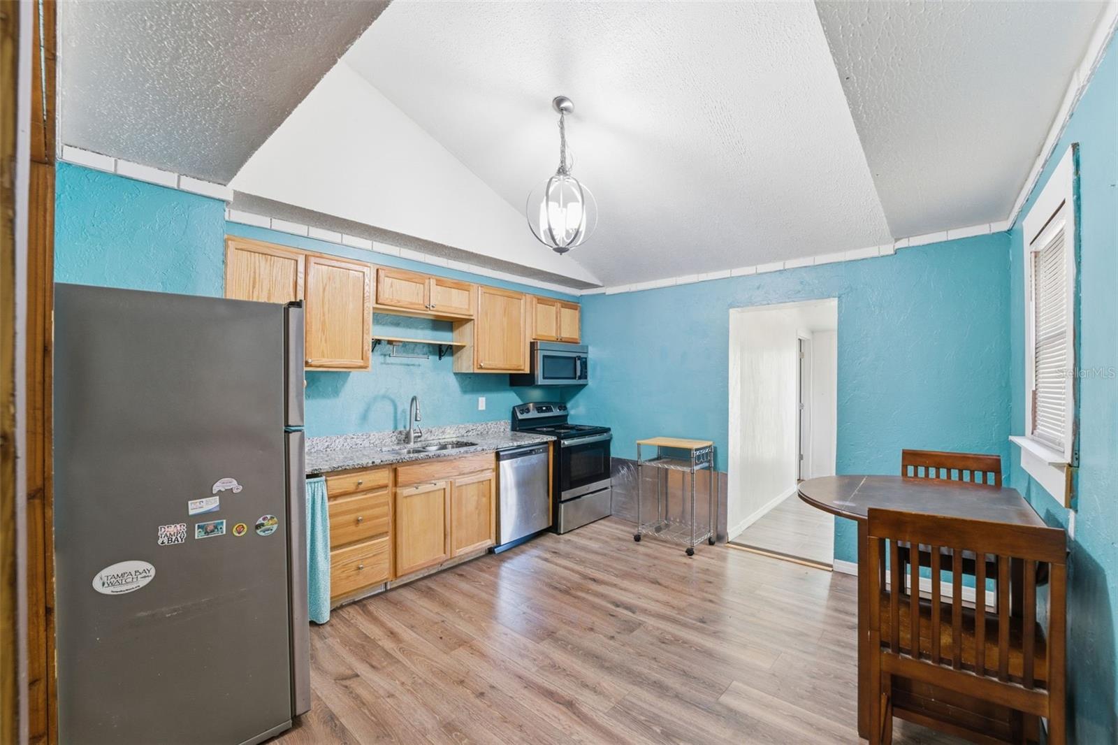 Image 15 of 35 For 1212 8th Street W