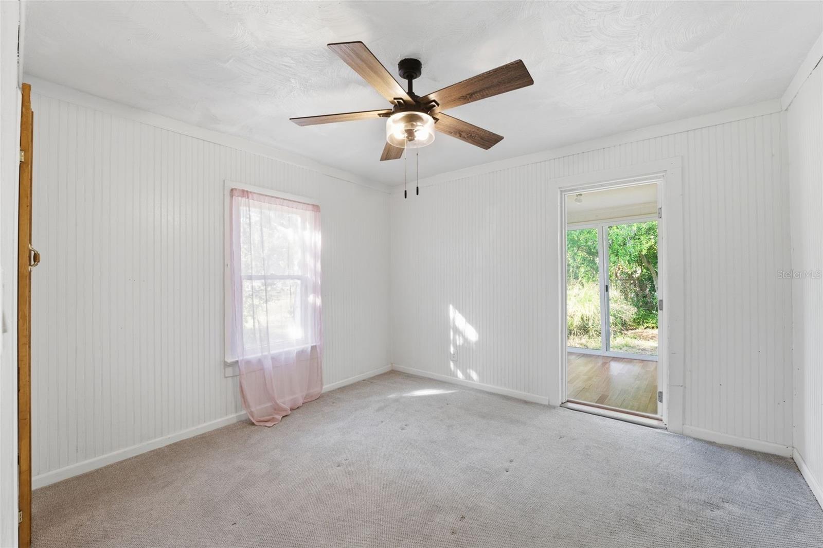 Image 17 of 35 For 1212 8th Street W