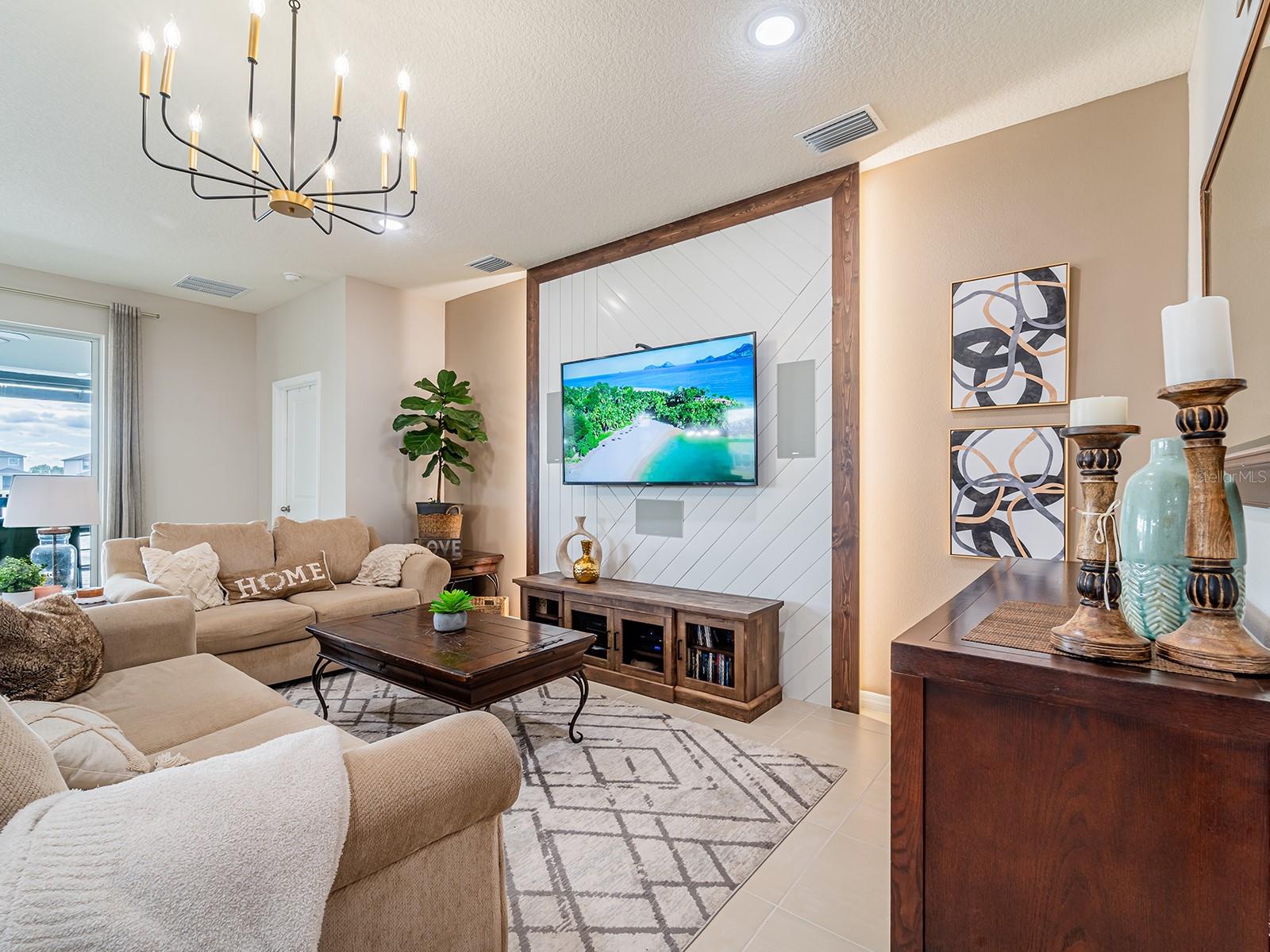 Image 27 of 58 For 9137 Forge Breeze Loop