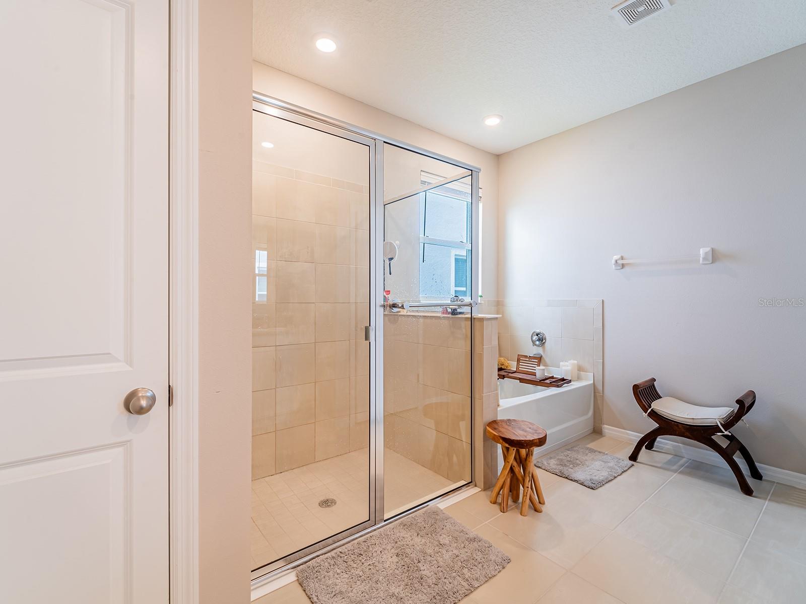 Image 42 of 58 For 9137 Forge Breeze Loop