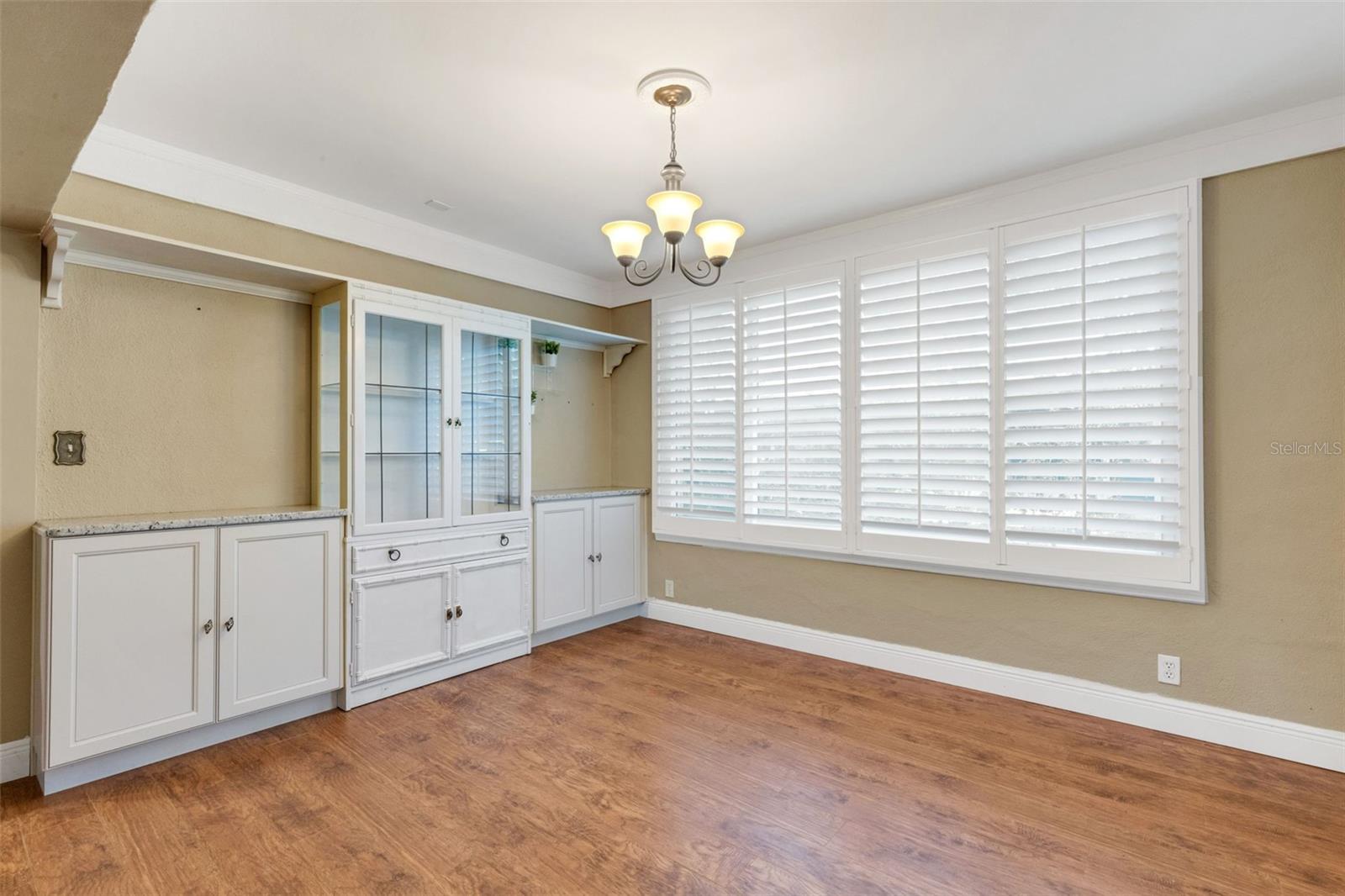 Image 20 of 89 For 1601 Dorchester Drive