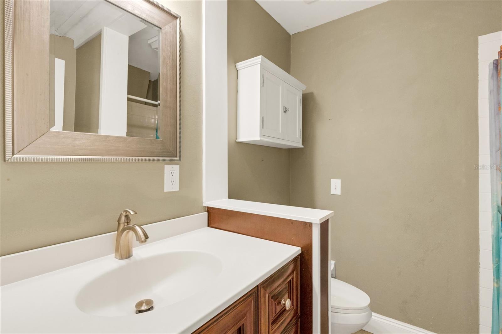 Image 29 of 89 For 1601 Dorchester Drive