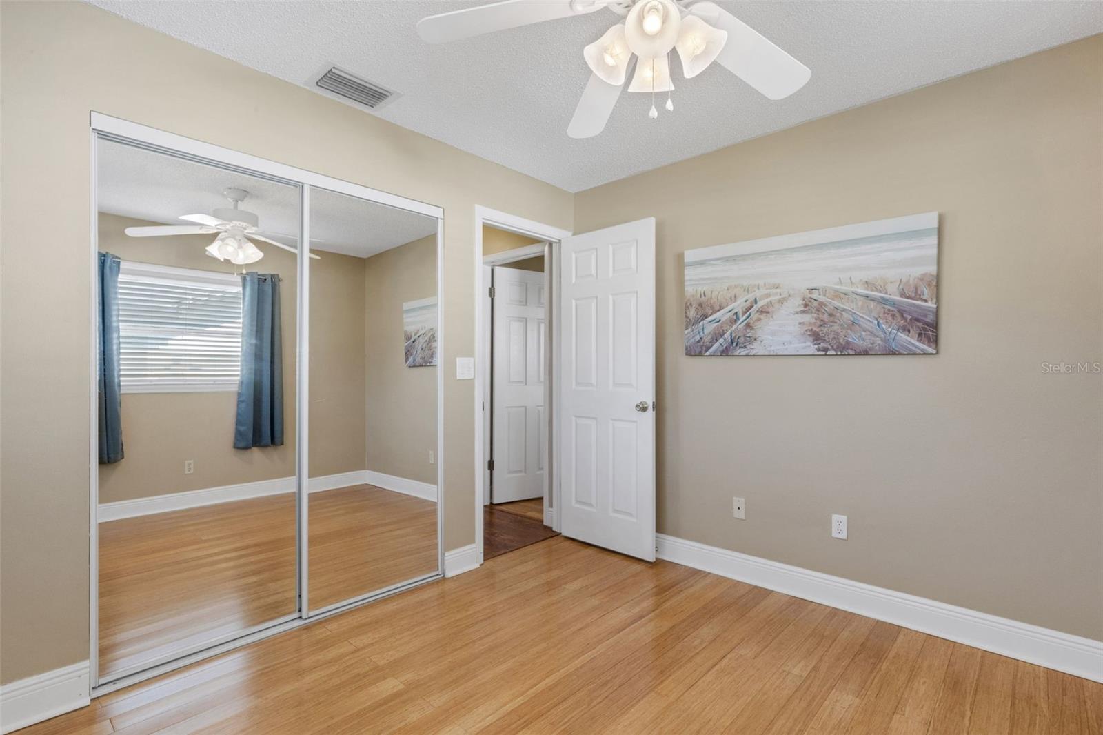 Image 39 of 89 For 1601 Dorchester Drive