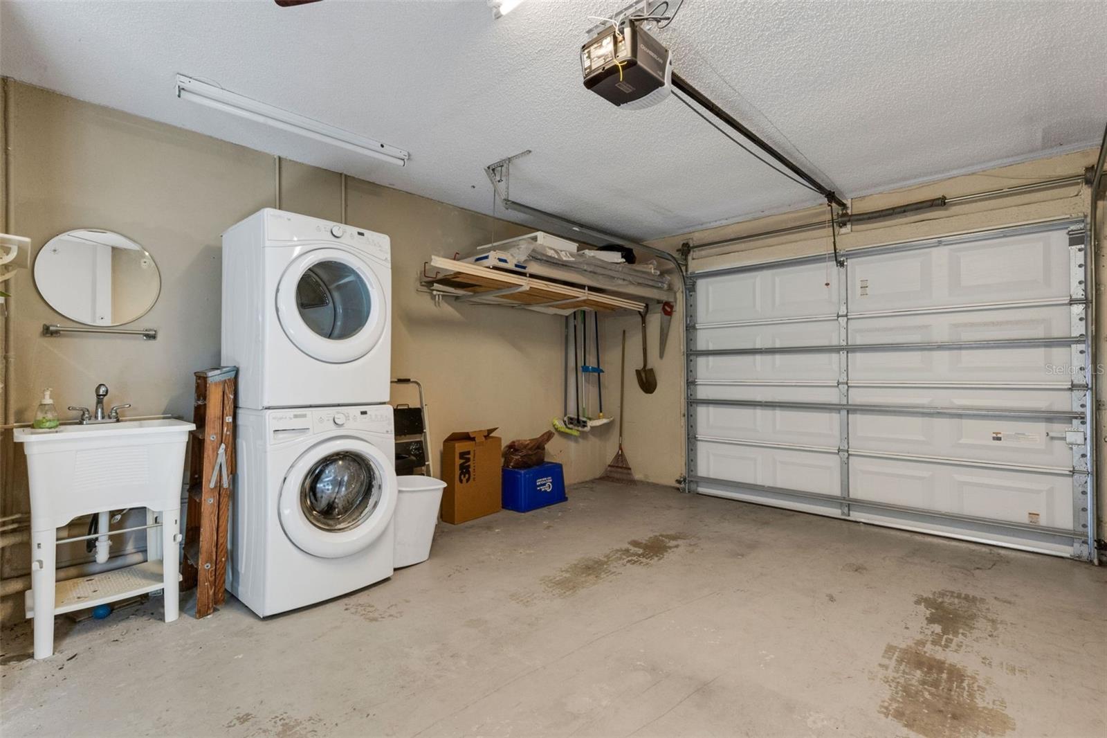 Image 42 of 89 For 1601 Dorchester Drive