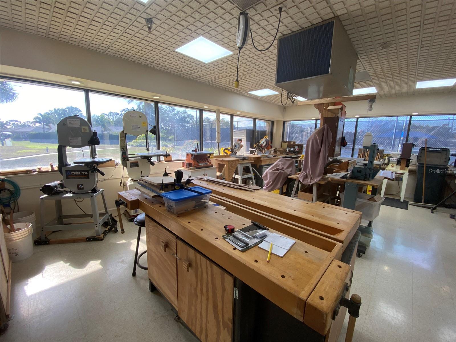 Image 76 of 89 For 1601 Dorchester Drive