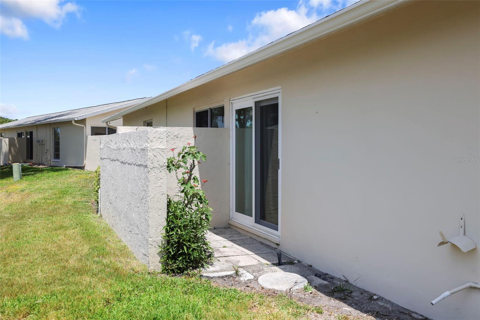 Image 43 of 91 For 2740 Highlands Boulevard D