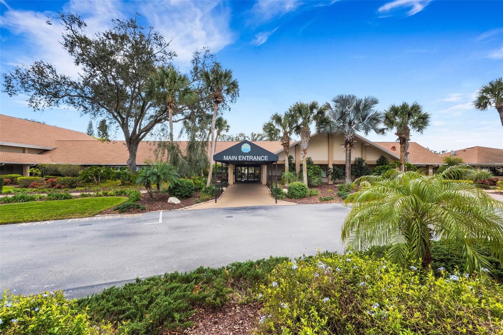 Image 52 of 91 For 2740 Highlands Boulevard D