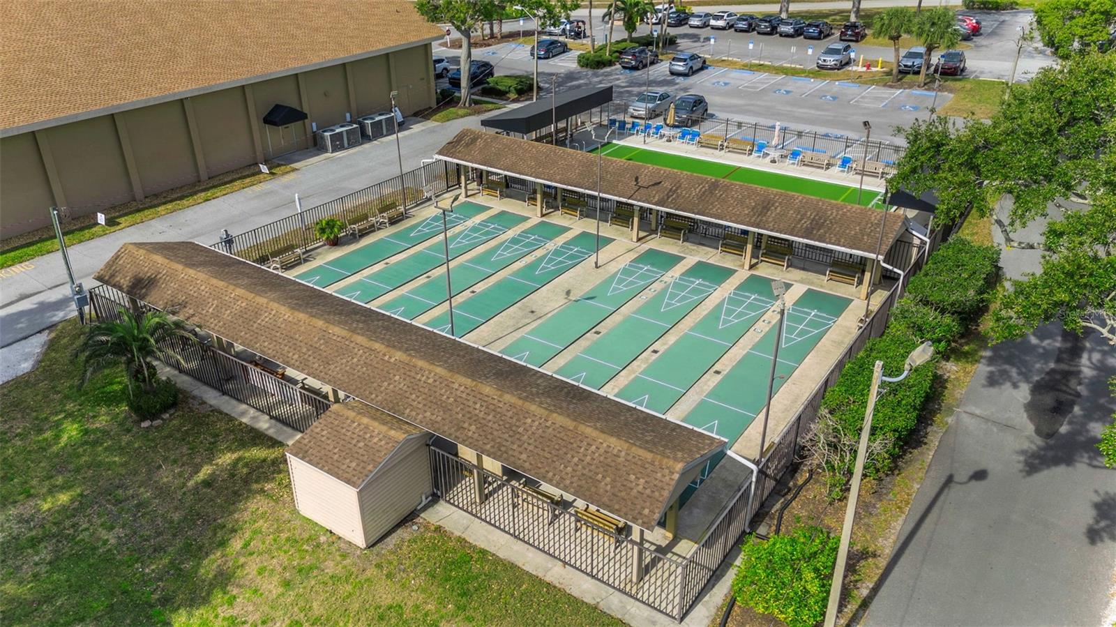 Image 61 of 91 For 2740 Highlands Boulevard D