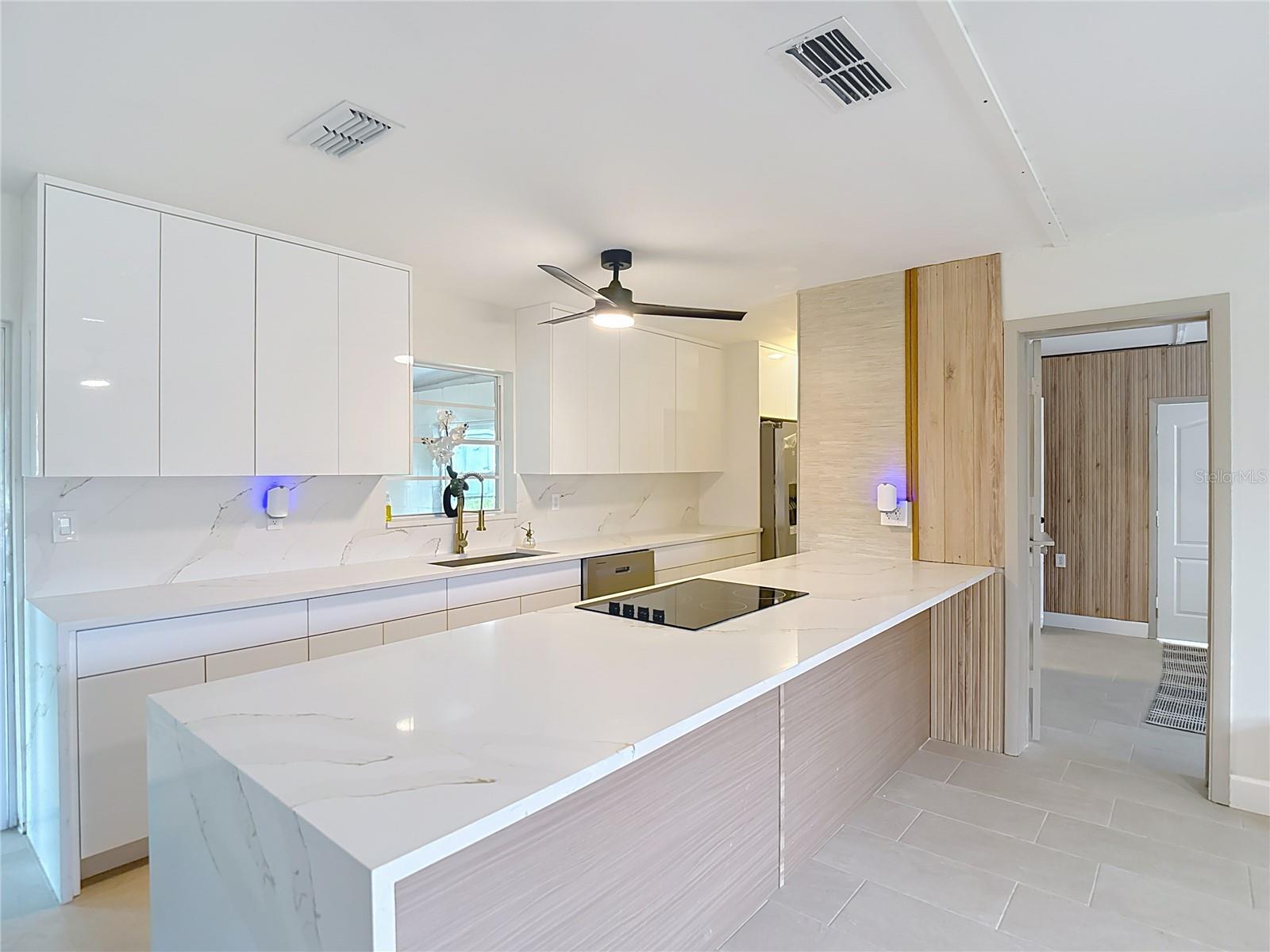 Image 19 of 74 For 13386 Taylor Street