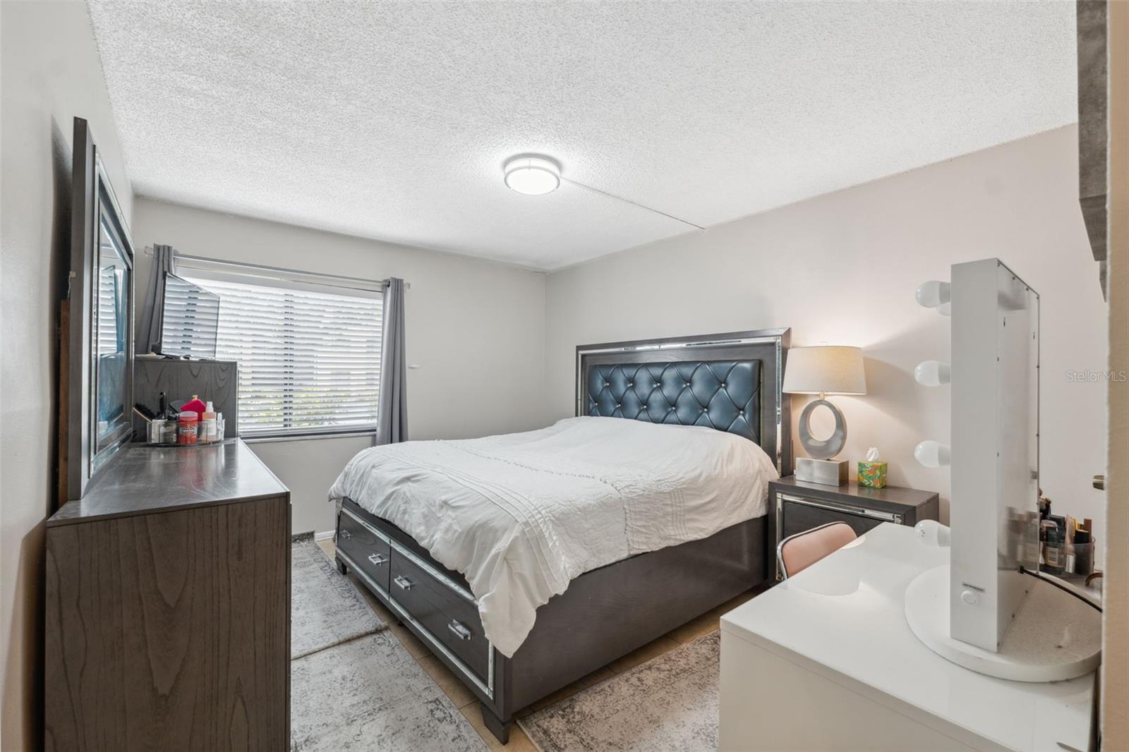 Image 17 of 39 For 11809 Raintree Lake Lane A