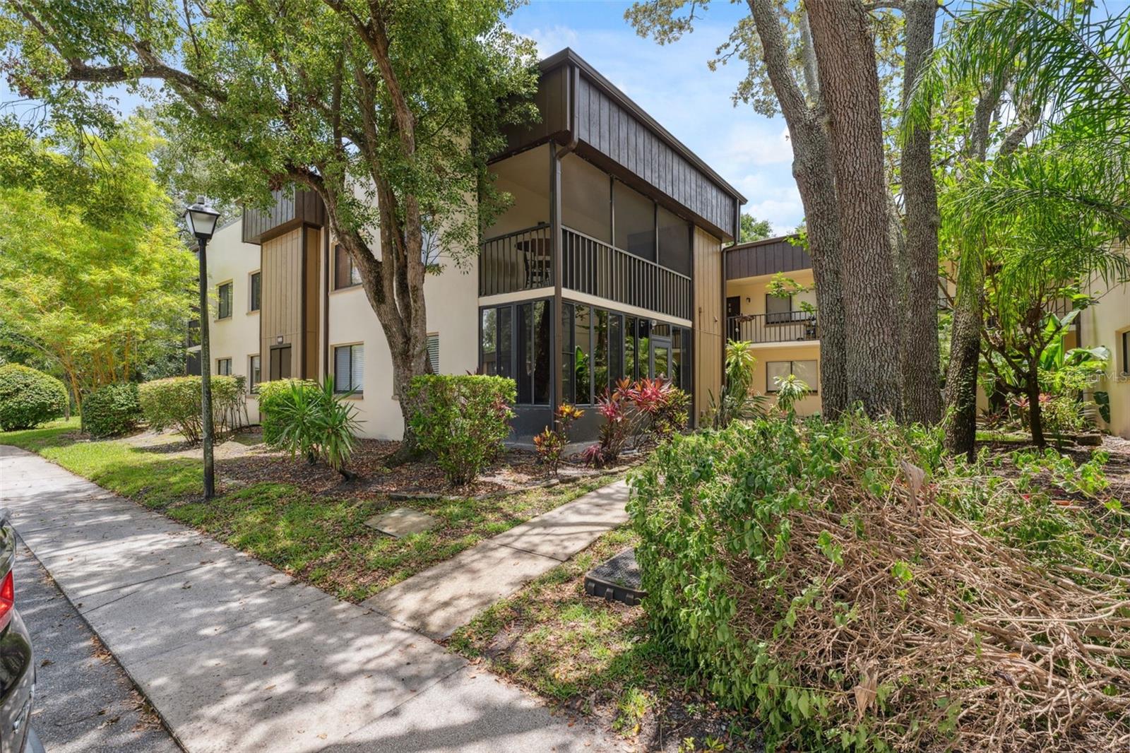 Image 5 of 39 For 11809 Raintree Lake Lane A