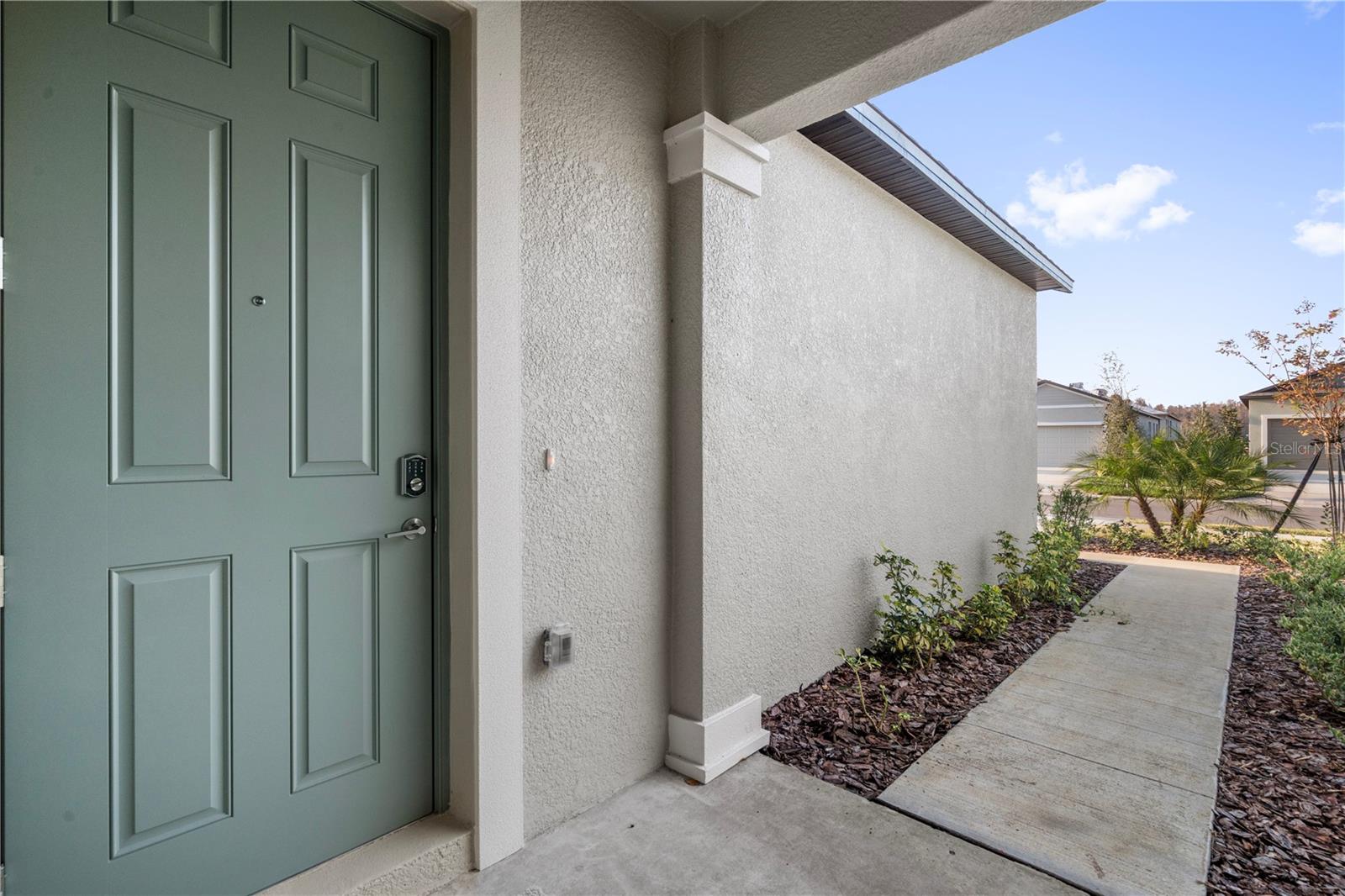 Image 2 of 31 For 18170 Pleasantview Boulevard