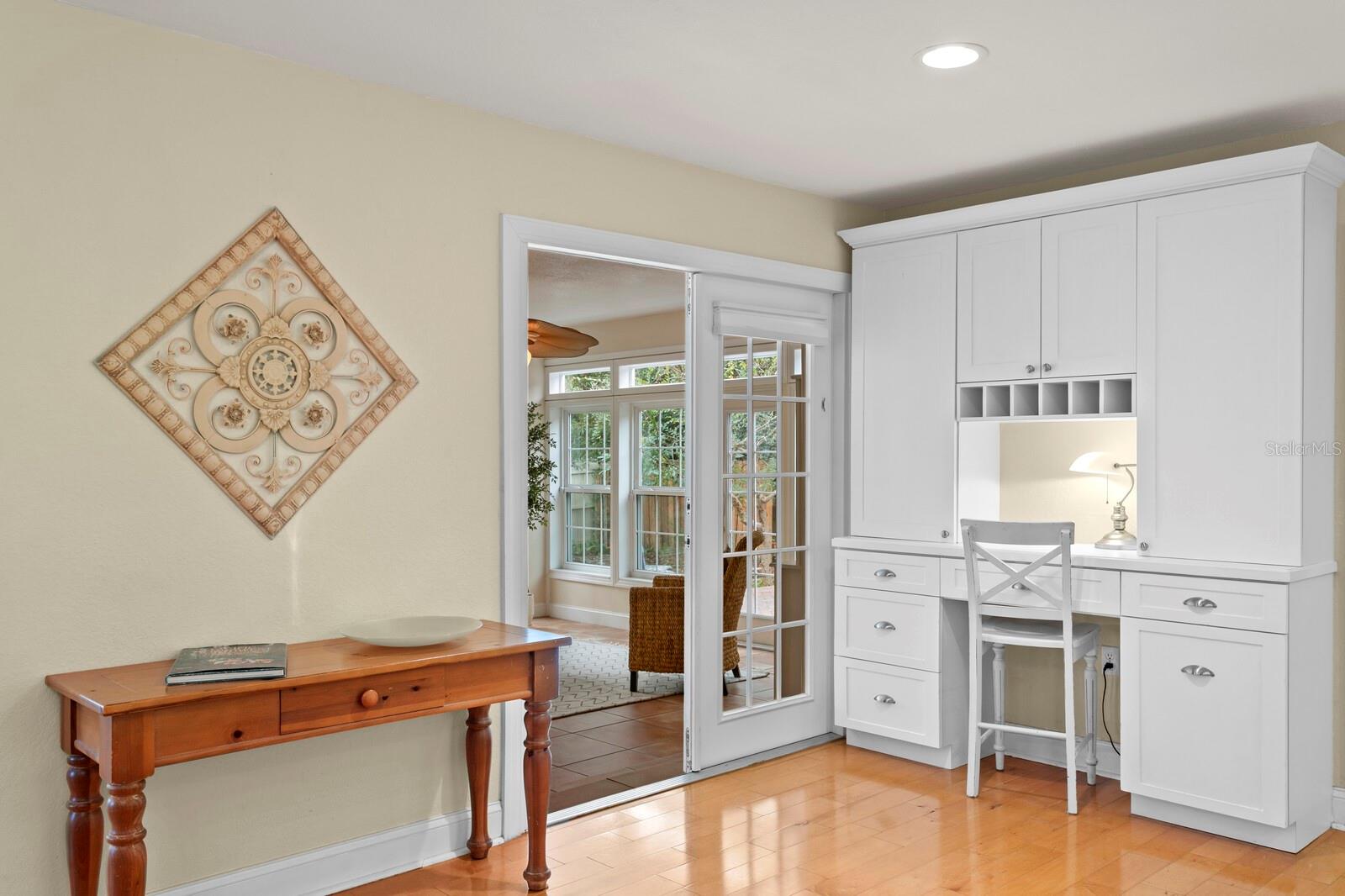 Image 26 of 59 For 309 Park Ridge Avenue