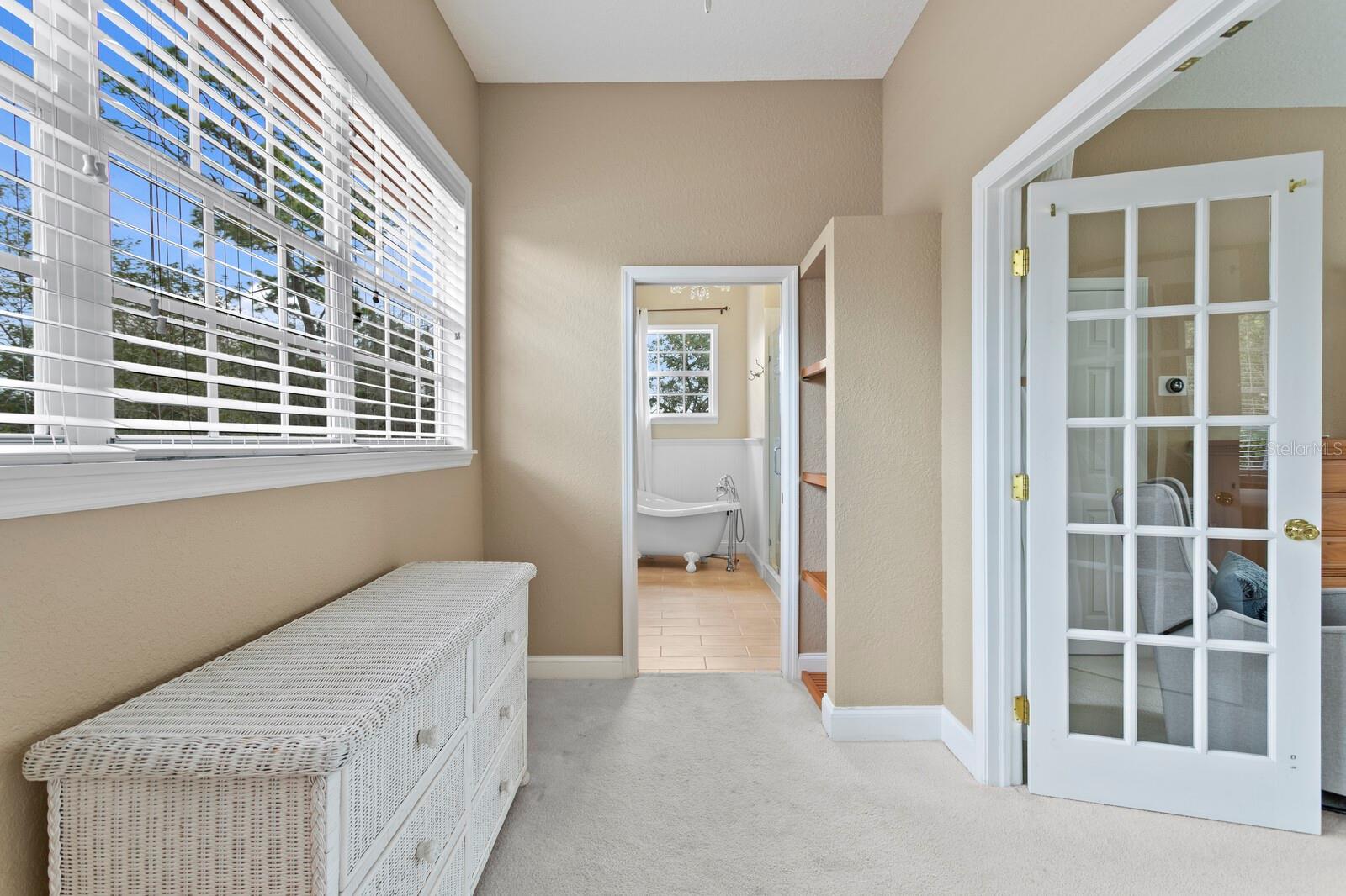 Image 32 of 59 For 309 Park Ridge Avenue