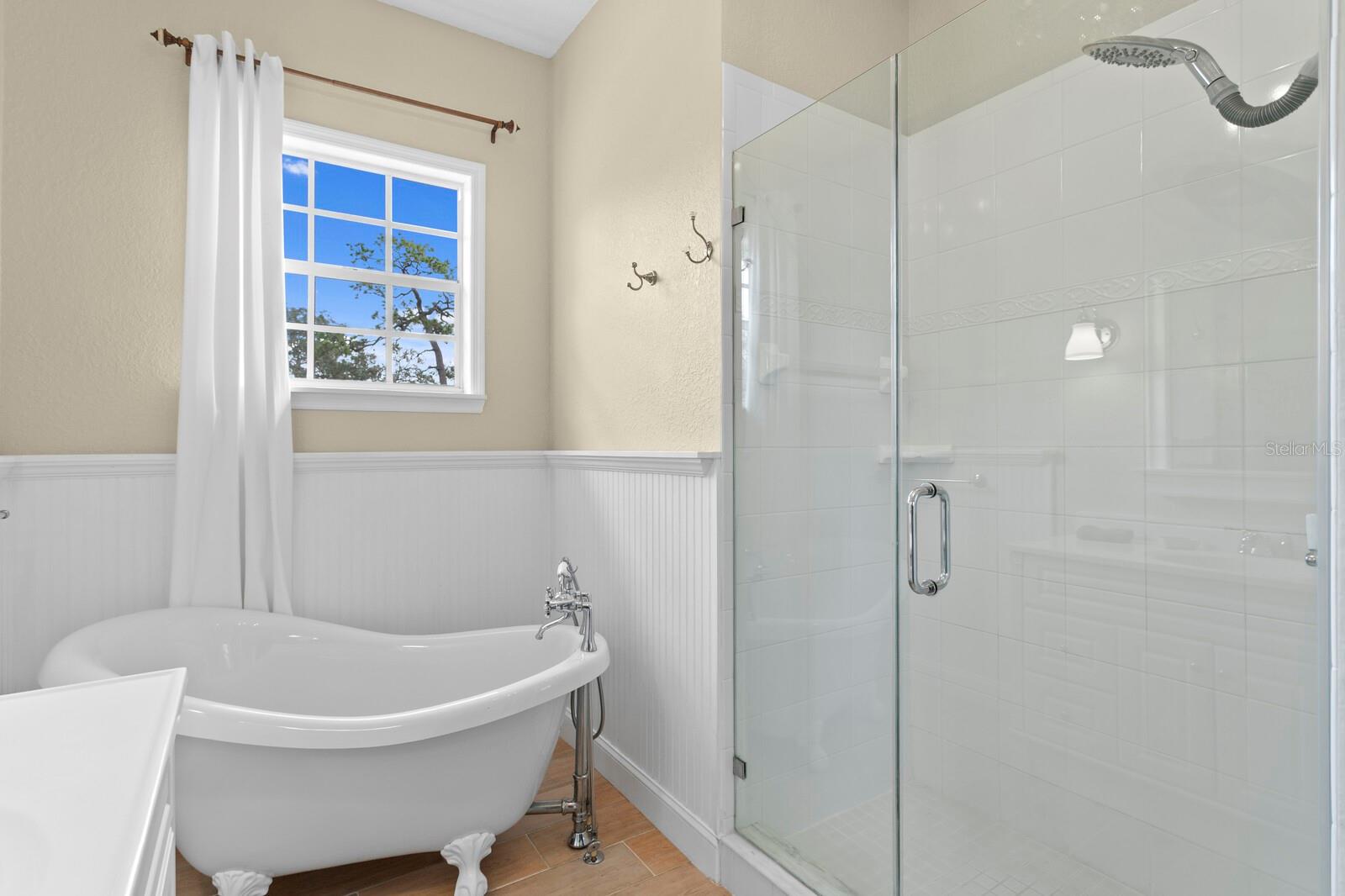 Image 34 of 59 For 309 Park Ridge Avenue