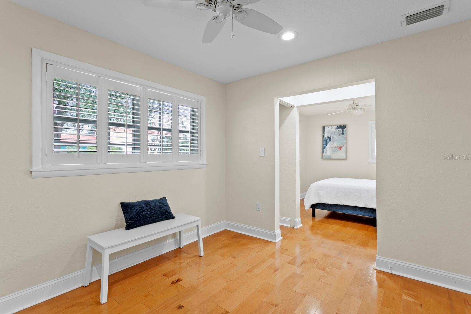 Image 40 of 59 For 309 Park Ridge Avenue