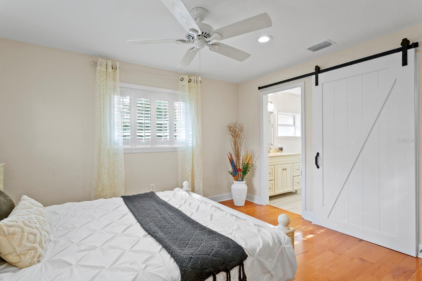 Image 45 of 59 For 309 Park Ridge Avenue