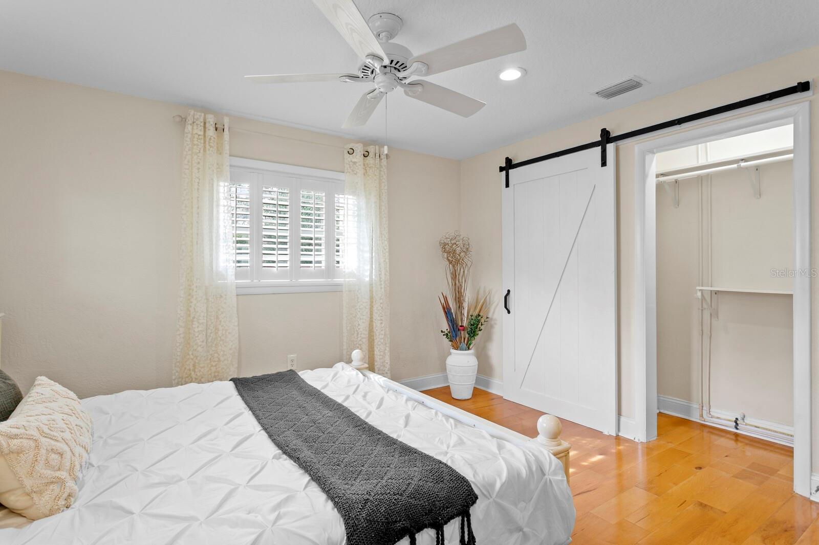 Image 47 of 59 For 309 Park Ridge Avenue