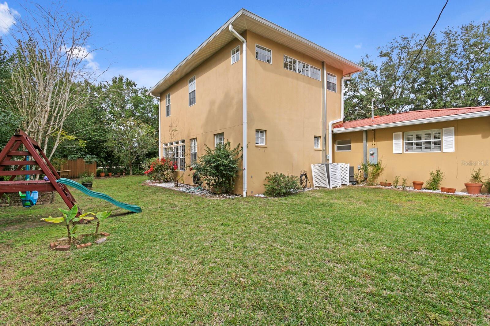 Image 52 of 59 For 309 Park Ridge Avenue