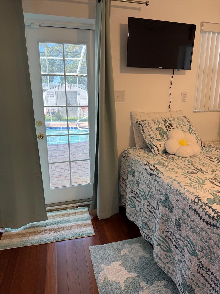 Image 5 of 12 For 8316 6th Street N Mother-in-