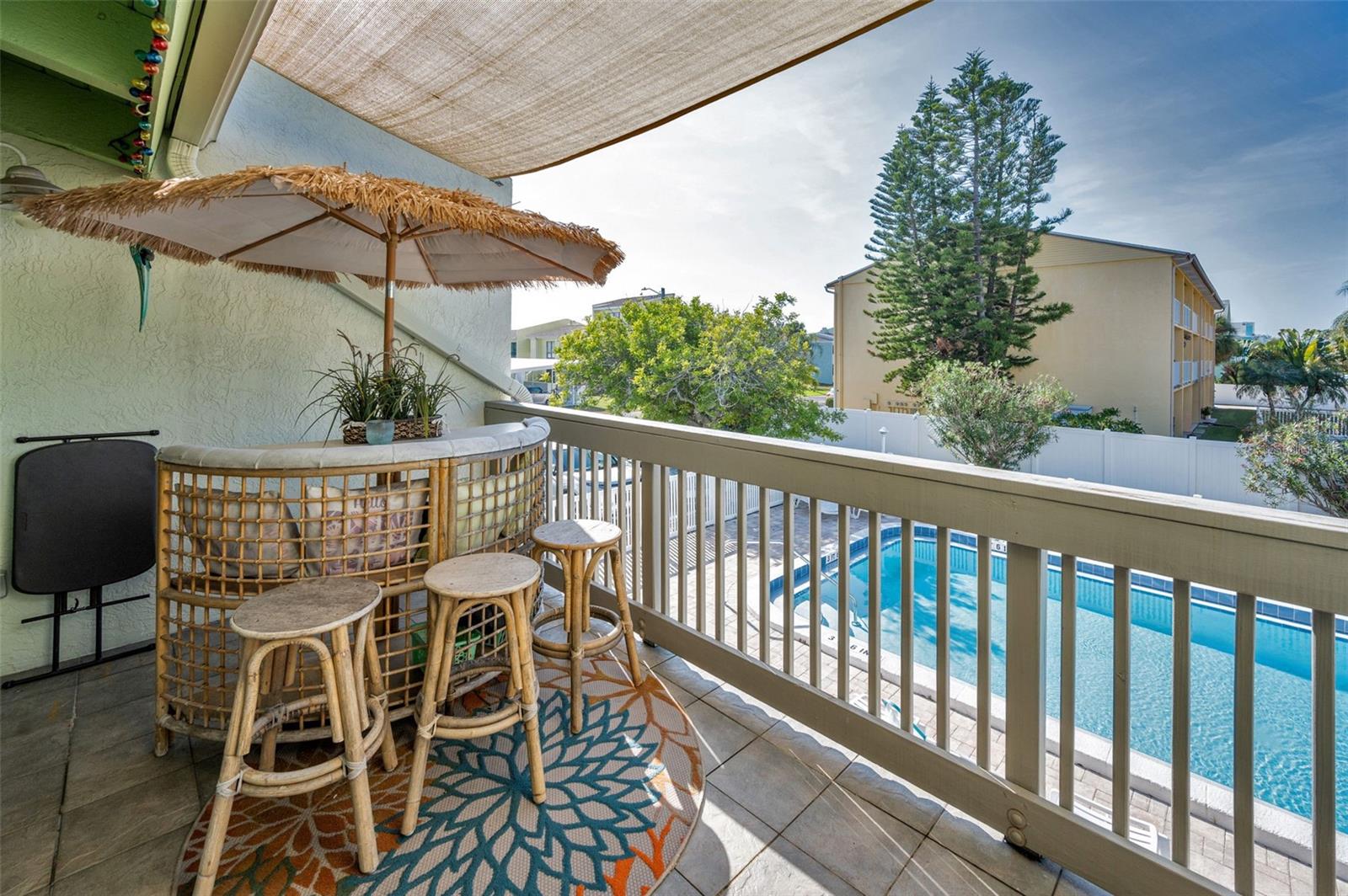 Listing photo id 27 for 318 Windrush Boulevard 10