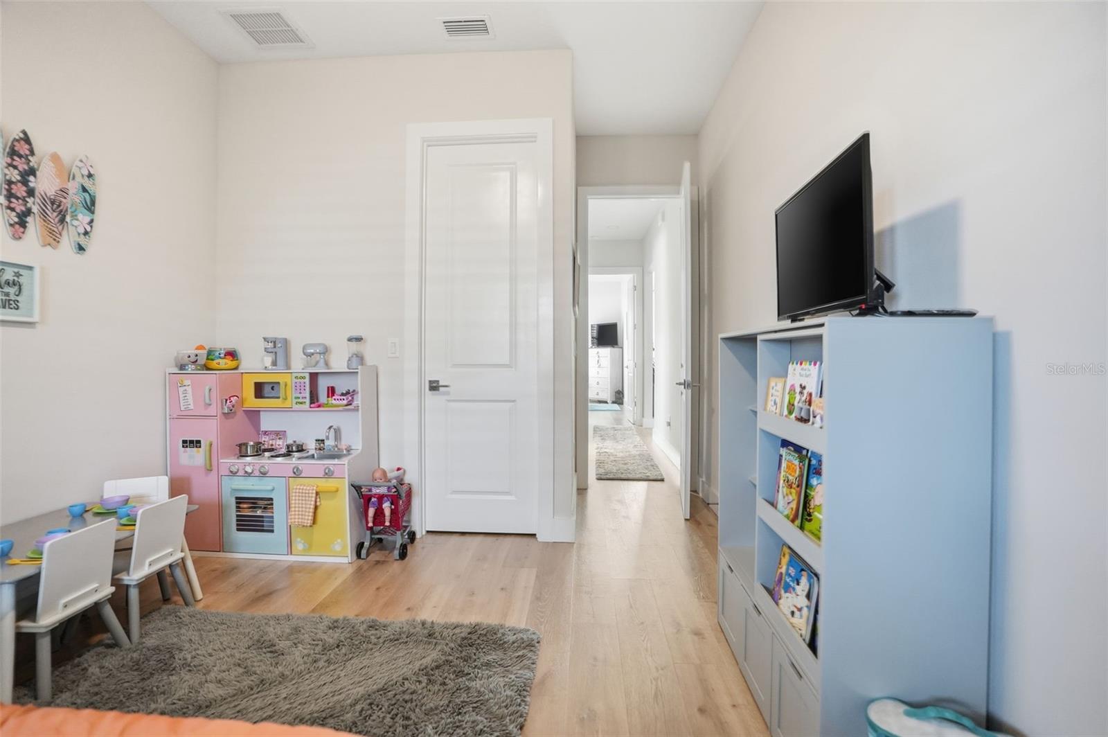 Image 33 of 61 For 9013 Mississippi Run