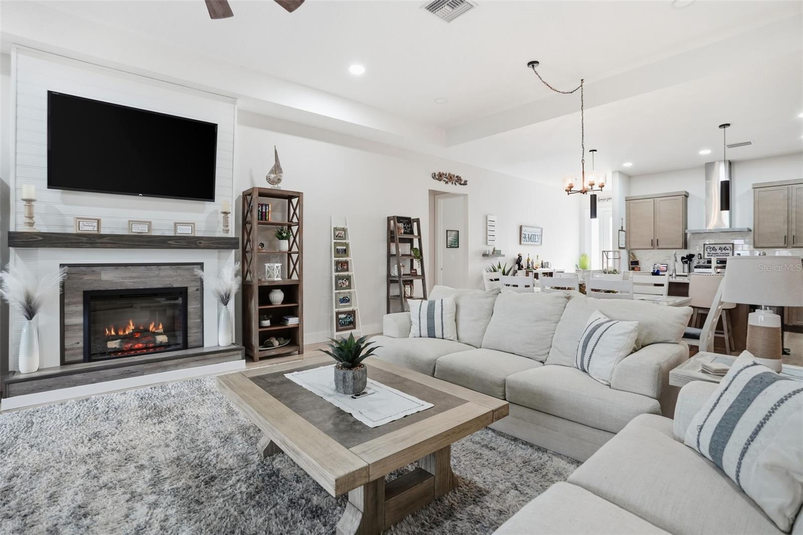 Image 9 of 61 For 9013 Mississippi Run