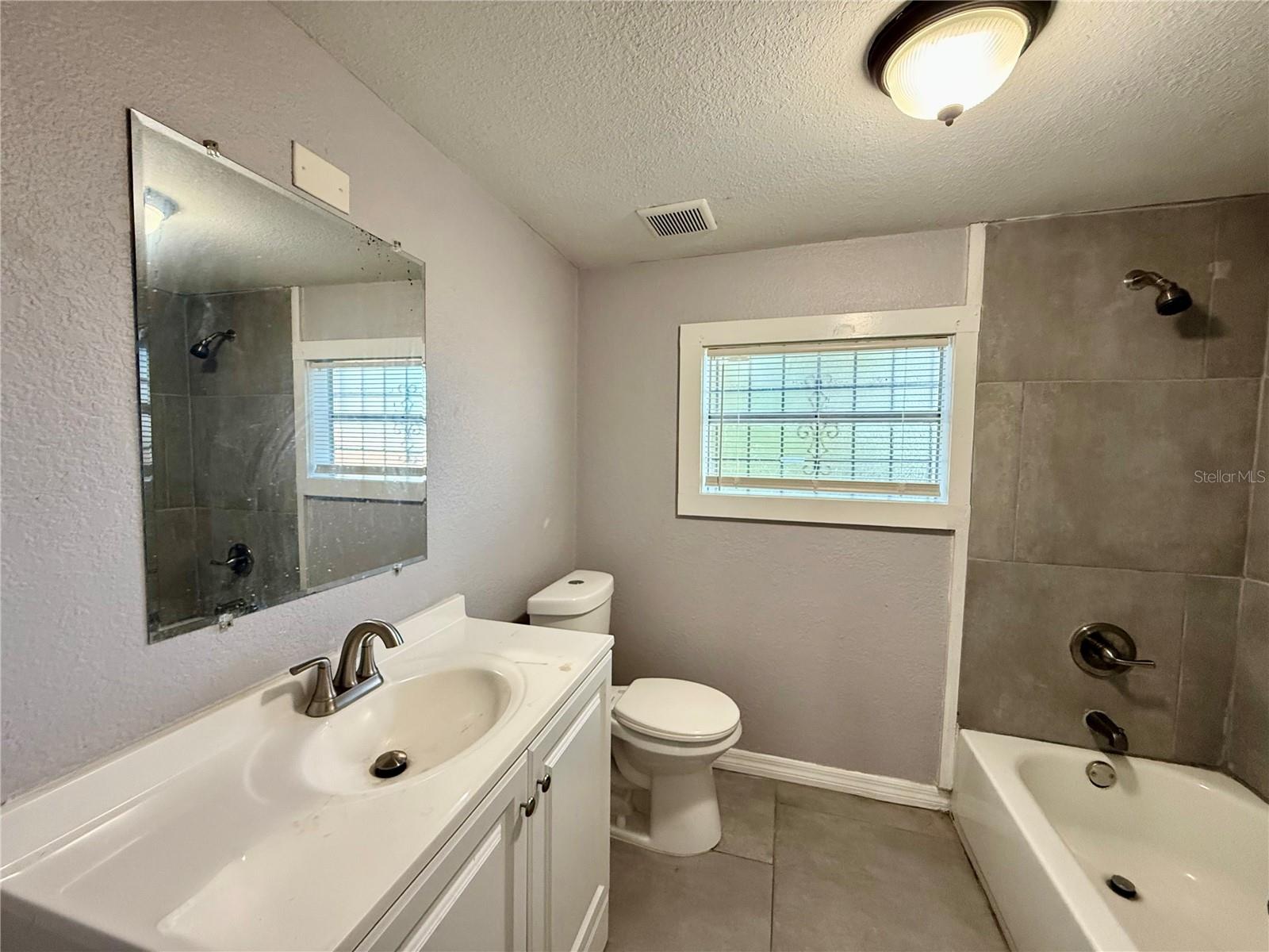 Image 11 of 13 For 3505 Shadowlawn Avenue