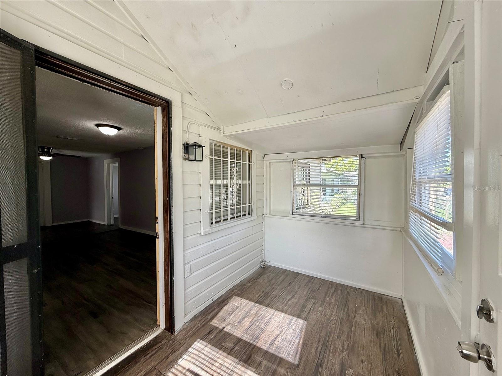 Image 2 of 13 For 3505 Shadowlawn Avenue