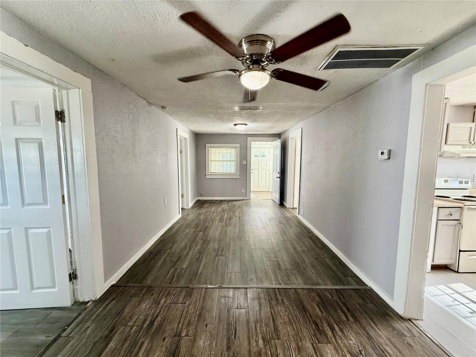 Image 4 of 13 For 3505 Shadowlawn Avenue