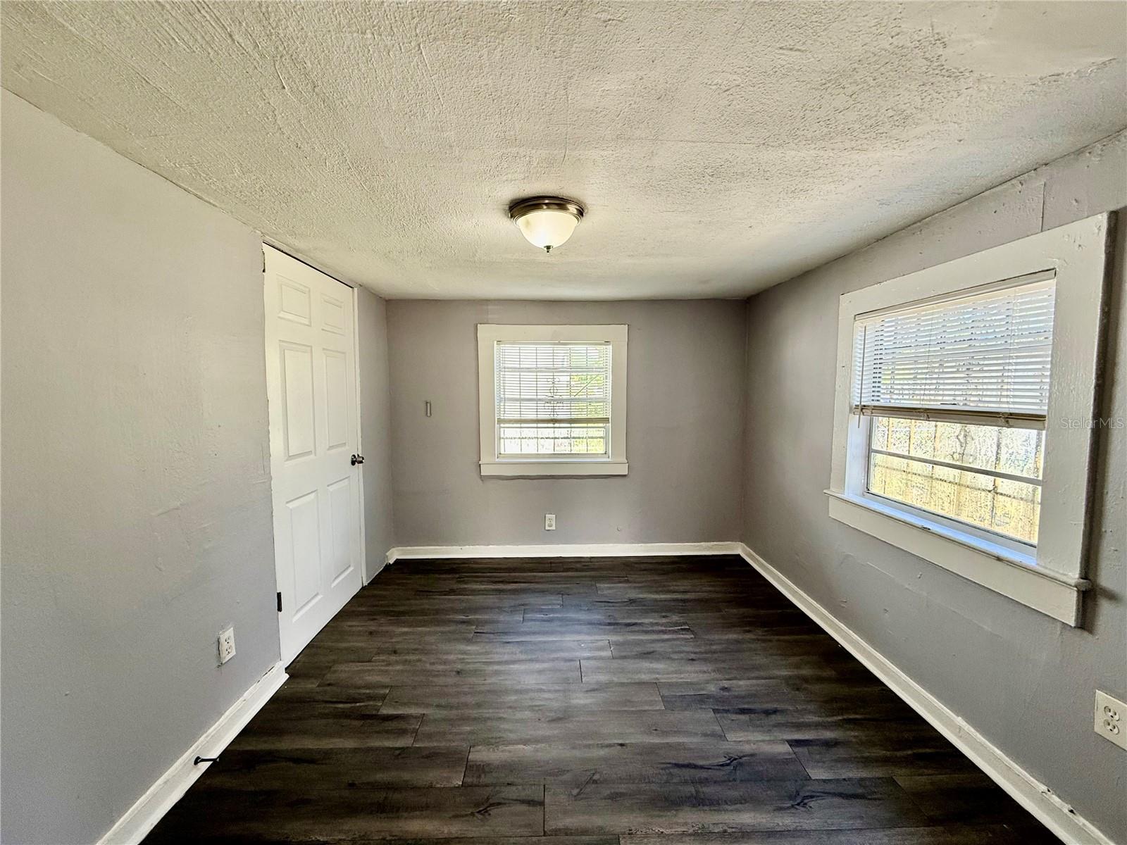 Image 8 of 13 For 3505 Shadowlawn Avenue