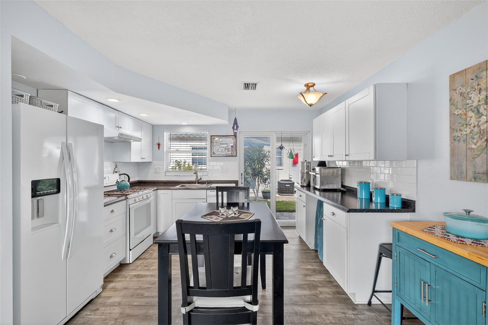 Image 6 of 25 For 7825 38th Terrace N 7825