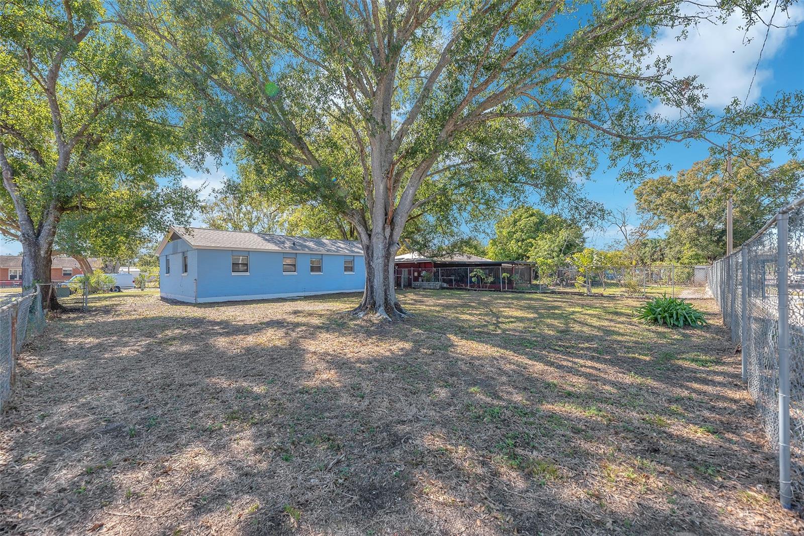 Image 19 of 19 For 8320 Allamanda Avenue